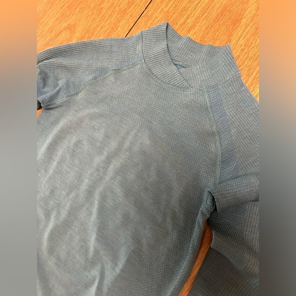 Lululemon Keep The Heat Thermal Long Sleeve Size Small / Medium Petrol Blue - Picture 1 of 5